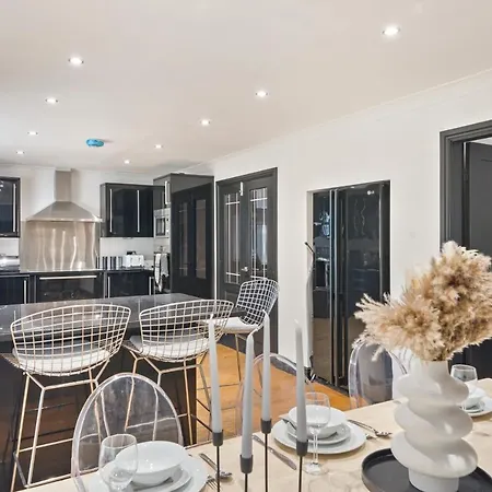 Βίλα The Coastal - Indoor Swimming Pool - Sauna - Pets *