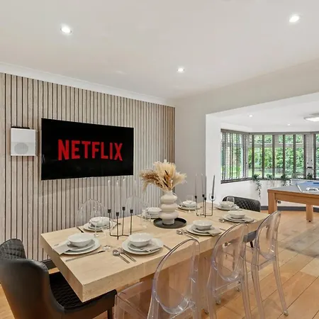 Villa The Coastal - Indoor Swimming Pool - Sauna - Pets Filey