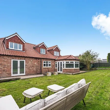 The Coastal - Indoor Swimming Pool - Sauna - Pets