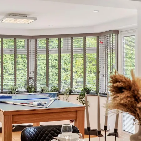 The Coastal - Indoor Swimming Pool - Sauna - Pets