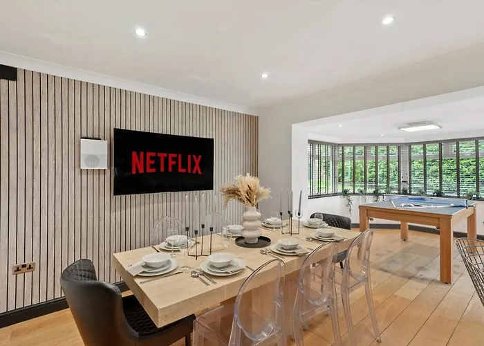 Villa The Coastal - Indoor Swimming Pool - Sauna - Pets Filey