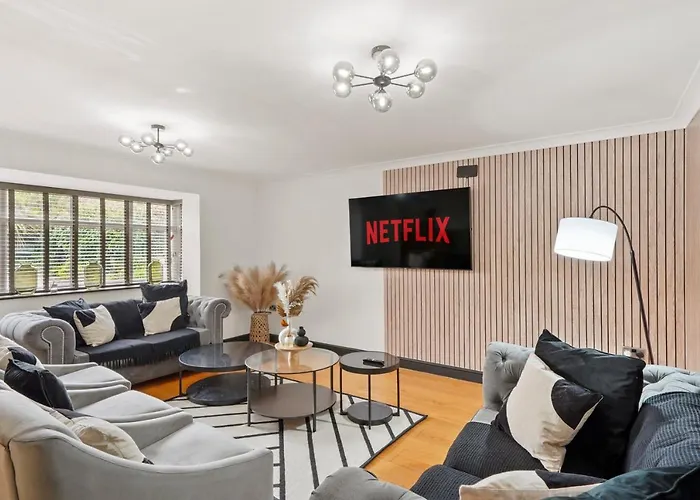 The Coastal - Indoor Swimming Pool - Sauna - Pets Villa Filey