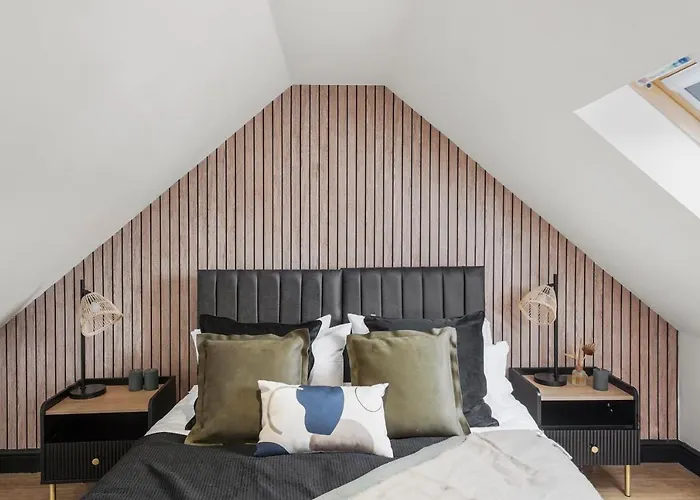 The Coastal - Indoor Swimming Pool - Sauna - Pets