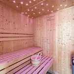 Villa The Coastal - Indoor Swimming Pool - Sauna - Pets Filey