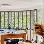 The Coastal - Indoor Swimming Pool - Sauna - Pets